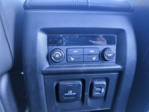 Used 2023 Chevrolet Traverse Premier w/ LPO, Floor Liner Package FWD image 32