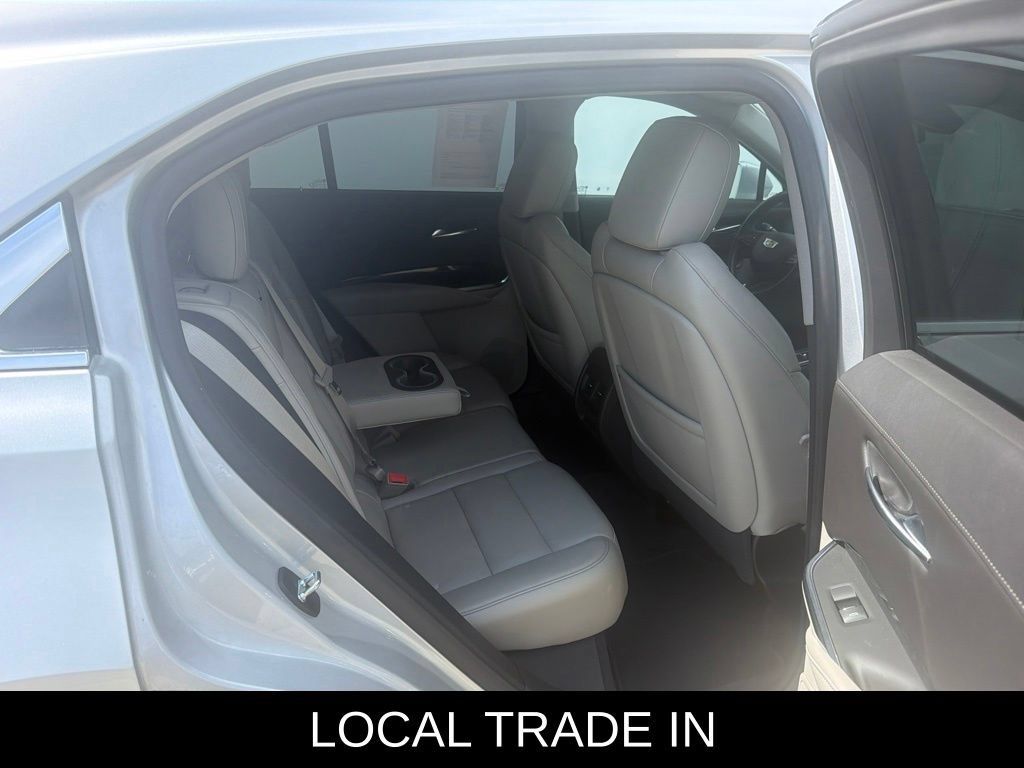 Used 2019 Cadillac XT4 Premium Luxury AWD/4WD image 11