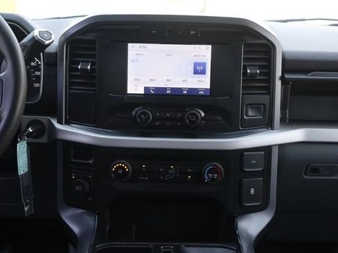 Used 2022 Ford F150 XLT AWD/4WD image 23