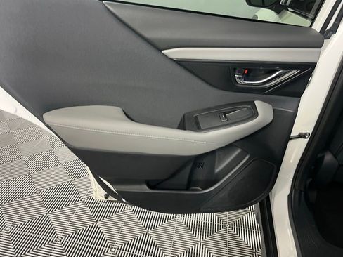 Used 2025 Subaru Outback Premium image 27