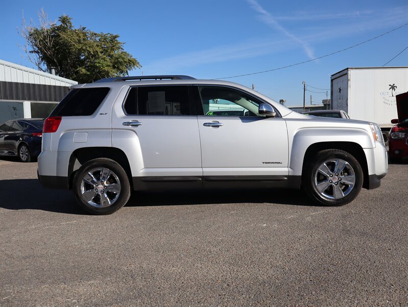 Used 2015 GMC Terrain SLT AWD/4WD image 2