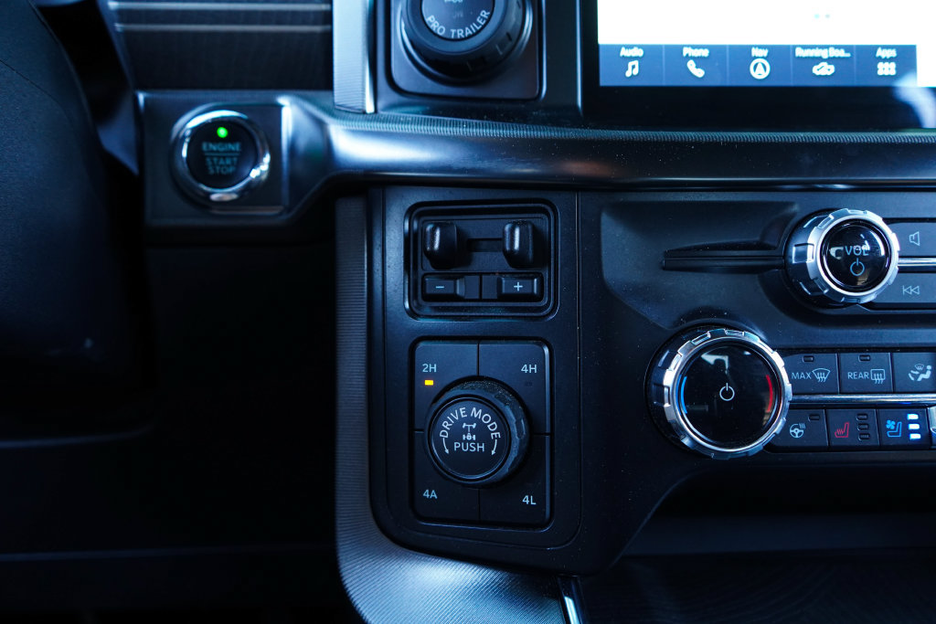 Used 2022 Ford F150 4x4 SuperCrew Hybrid image 31