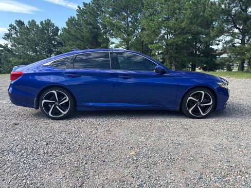 Used 2020 Honda Accord Sport image 4