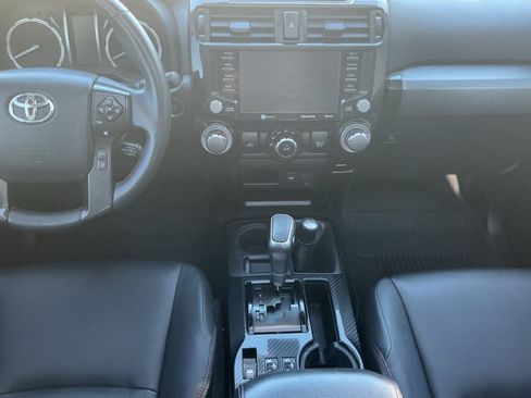 Certified 2020 Toyota 4Runner TRD Off-Road Premium w/ Moonroof Package AWD/4WD image 11