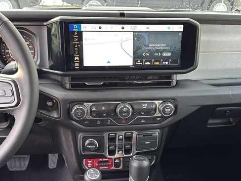 New 2026 Jeep Gladiator Willys image 15