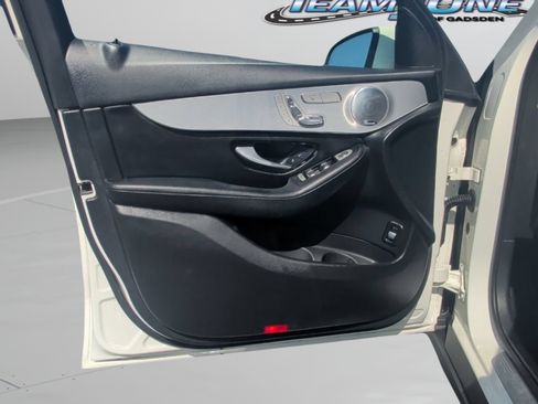 Used 2019 Mercedes-Benz GLC 300 image 26