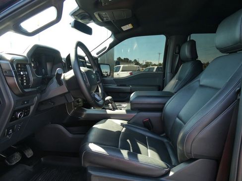 Used 2025 Ford F150 Lariat AWD/4WD image 22