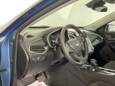 Used 2024 Chevrolet Malibu LT image 13