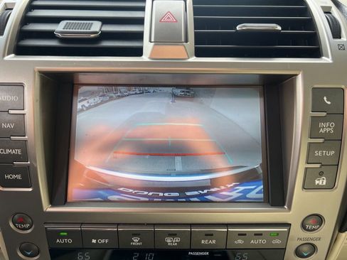 Used 2020 Lexus GX 460 Premium image 18