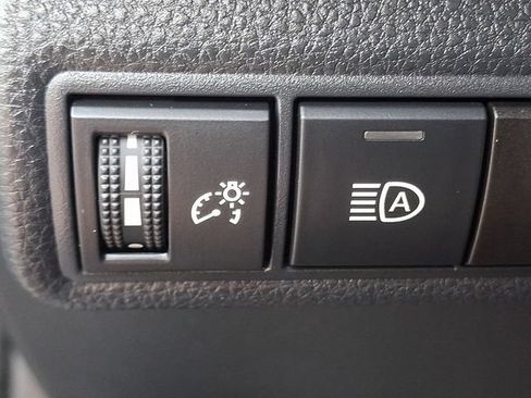 Used 2024 Toyota Corolla LE FWD image 24