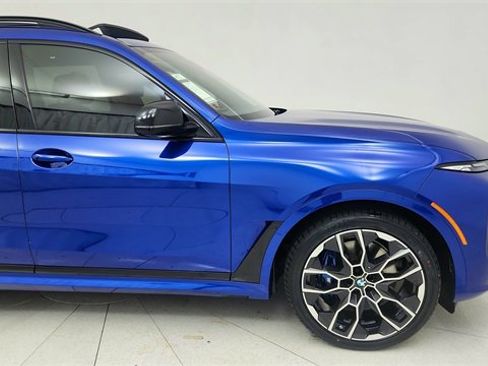 Used 2025 BMW X7 M60i image 8