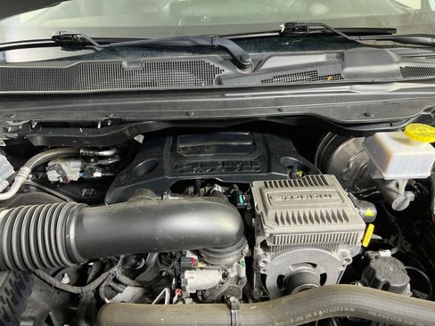 Used 2023 RAM 1500 Big Horn AWD/4WD image 30