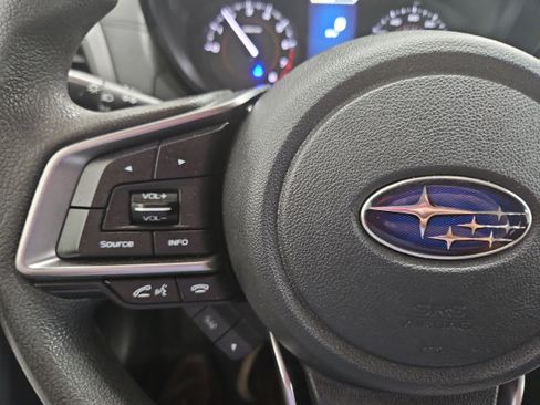 Used 2021 Subaru Crosstrek 2.0i image 19