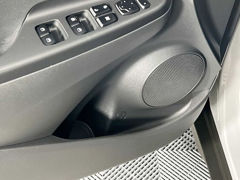 Certified 2023 Hyundai Kona SE image 18