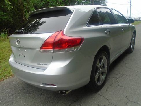 Used 2012 Toyota Venza Limited w/ Tow Pkg AWD/4WD image 5