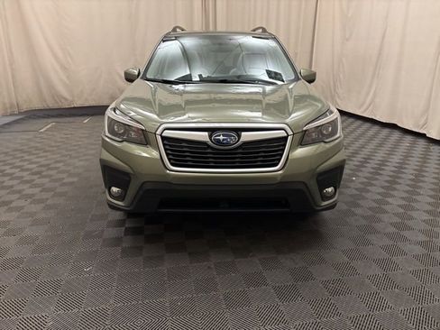 Used 2021 Subaru Forester Premium AWD/4WD image 2