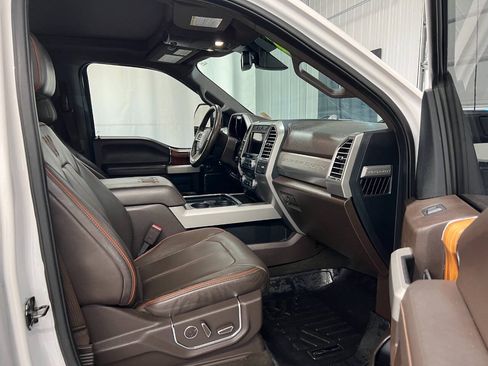 Used 2017 Ford F250 King Ranch w/ King Ranch Ultimate Package AWD/4WD image 10