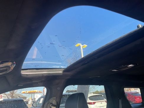 Used 2024 Hyundai Palisade Calligraphy image 10