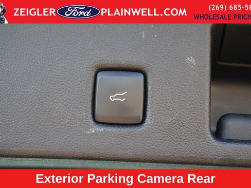 Used 2024 Ford Escape Platinum image 11