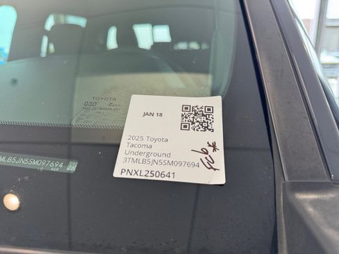 Certified 2025 Toyota Tacoma TRD Off-Road w/ TRD Off Road Upgrade Package image 24