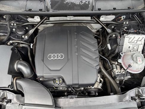 Used 2023 Audi Q5 2.0T Premium w/ Convenience Package AWD/4WD image 10