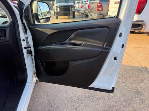 Used 2021 RAM ProMaster City Tradesman FWD image 12