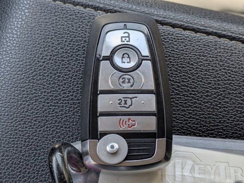 Certified 2022 Ford Expedition XLT image 31