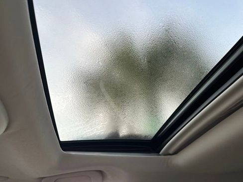 Used 2021 Subaru Outback Touring XT image 10