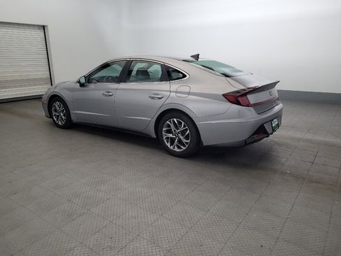 Used 2023 Hyundai Sonata SEL w/ Winter Weather Package FWD image 3