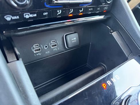 Used 2024 Jeep Grand Cherokee Limited 4xe image 23