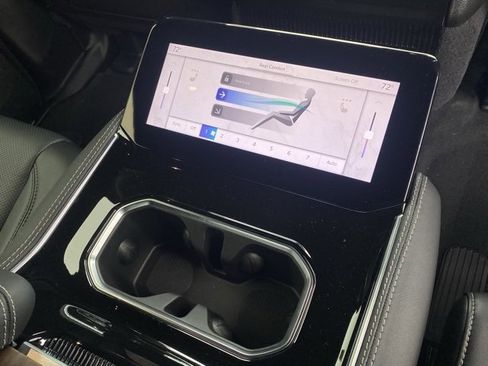 New 2024 Jeep Grand Wagoneer Series I w/ HD Trailer Tow Package image 34