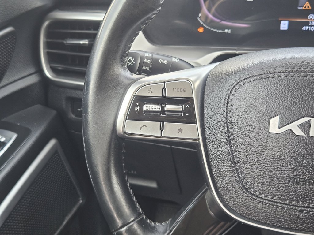 Used 2024 Kia Telluride S FWD image 26