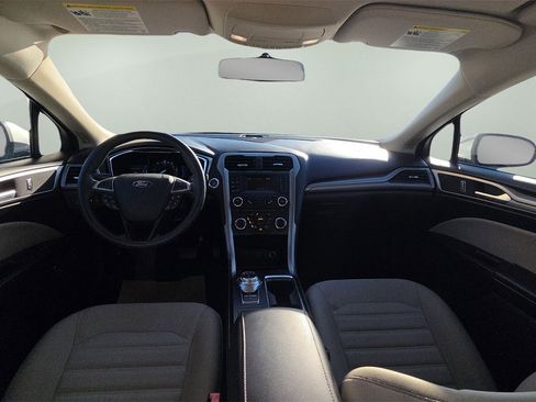 Used 2018 Ford Fusion S image 27