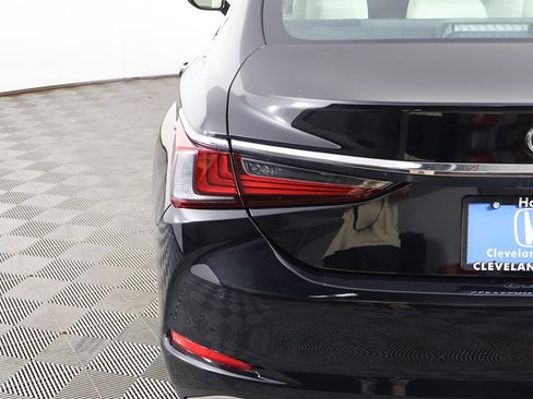 Used 2024 Lexus ES 350 w/ Premium Package FWD image 14