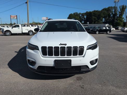 Used 2023 Jeep Cherokee Altitude Lux image 8