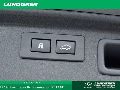 Used 2023 Subaru Forester Premium AWD/4WD image 30