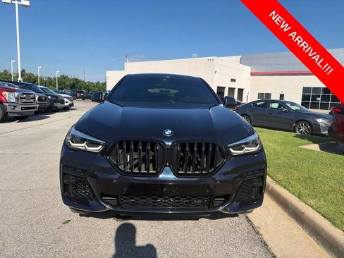 Used 2022 BMW X6 M50i w/ Premium Package AWD/4WD image 2