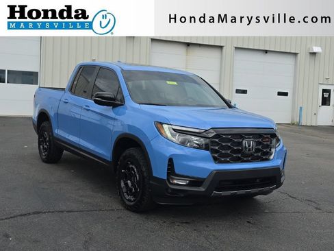Used 2025 Honda Ridgeline TrailSport+ image 1