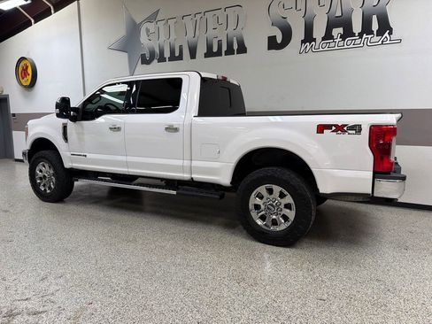 Used 2019 Ford F250 Lariat w/ Lariat Ultimate Package AWD/4WD image 6