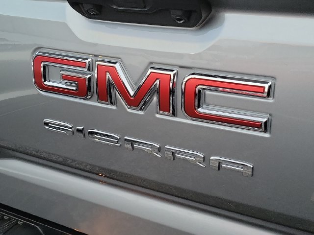 Used 2026 GMC Sierra 1500 Elevation AWD/4WD image 6