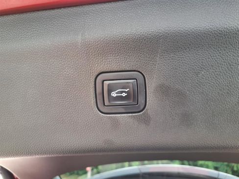 Used 2022 Buick Enclave Essence w/ Experience Buick Package image 20