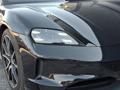 Certified 2025 Porsche Taycan RWD image 11