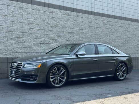 Used 2017 Audi S8 Plus AWD/4WD image 12
