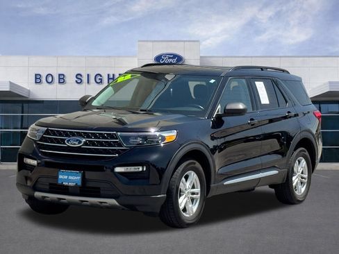 Used 2022 Ford Explorer XLT w/ Equipment Group 202A AWD/4WD image 37
