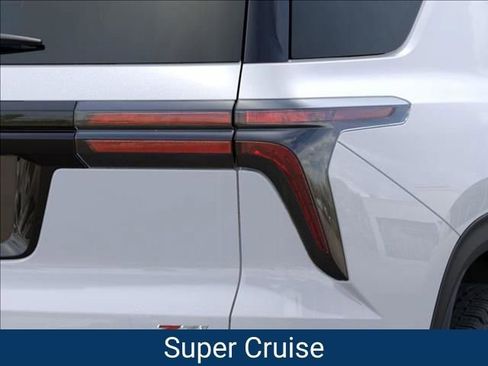 New 2026 Chevrolet Traverse Z71 w/ Enhanced Driving Package image 12