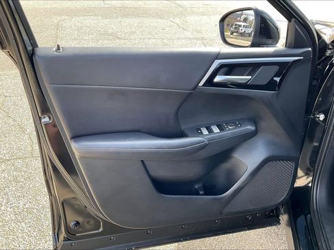 Used 2024 Mitsubishi Outlander SE image 22