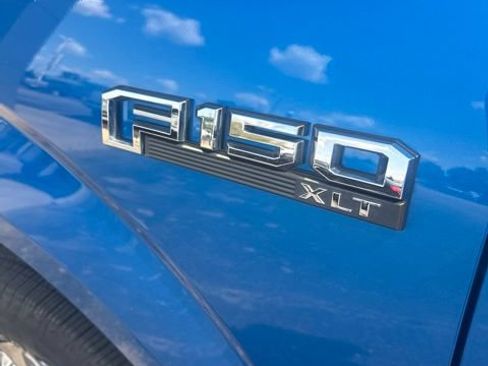 Used 2019 Ford F150 XLT w/ Equipment Group 302A Luxury AWD/4WD image 16
