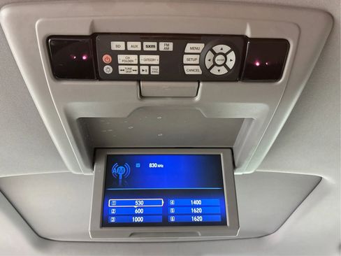 Used 2016 Honda Pilot Touring image 44