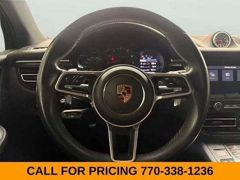 Used 2020 Porsche Macan AWD/4WD image 17
