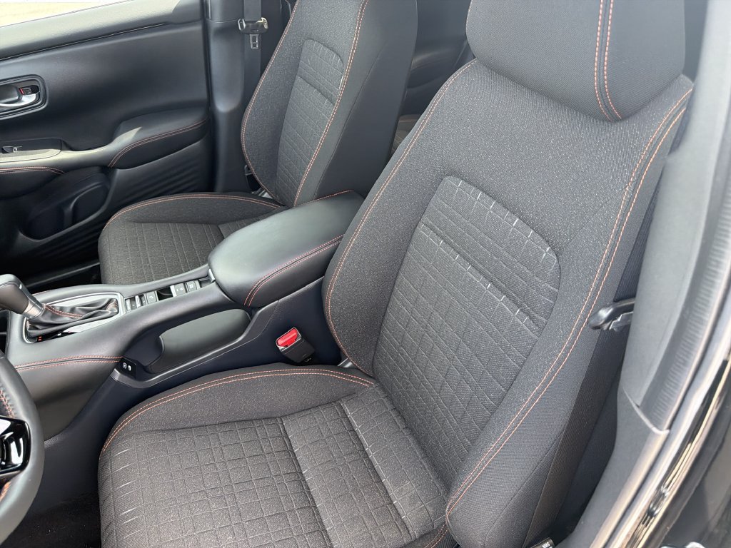 Used 2024 Honda HR-V Sport image 19